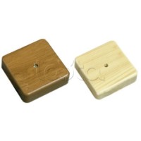 SD Коробка 1 постовая распред. 75х75х20мм c текстурой дерева (сосна) (1шт) Экопласт (72908P-1)