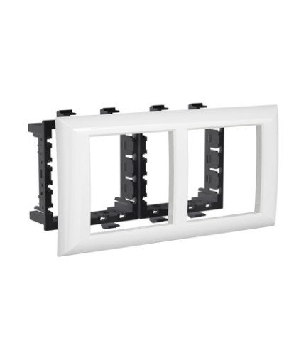Рамка-суппорт Avanti белый для In-liner Front, 4 мод. DKC 4400914 в Оренбурге Аксессуары для лотков Pintop.ru