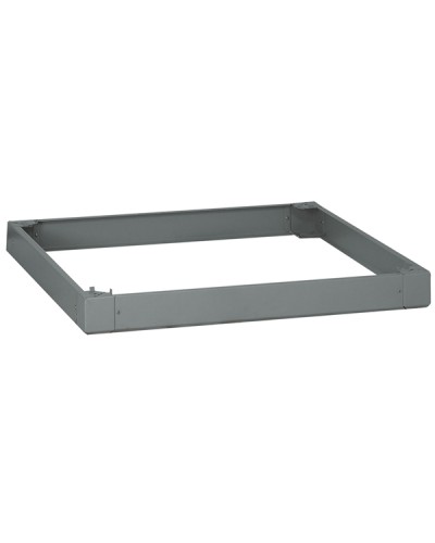 Цоколь Legrand 020518 в Оренбурге Цоколи для шкафов и стоек Pintop.ru